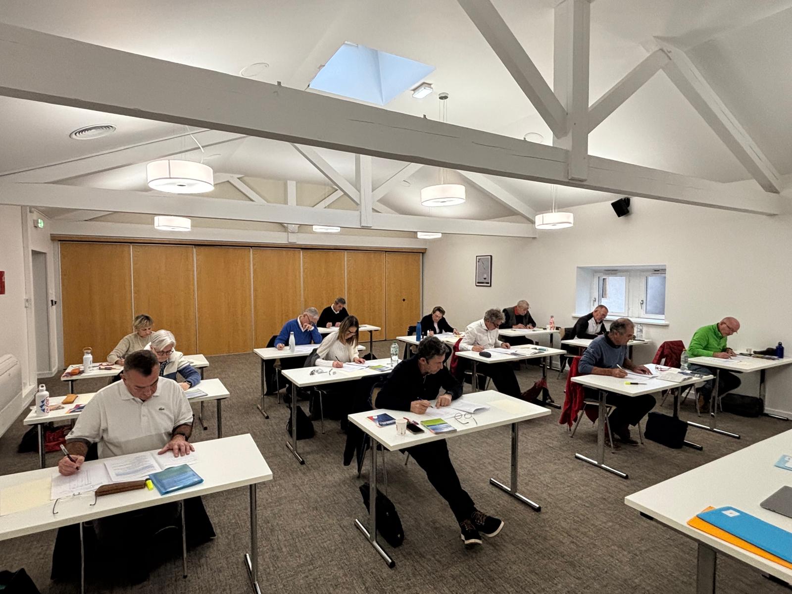 Examen AL 2024